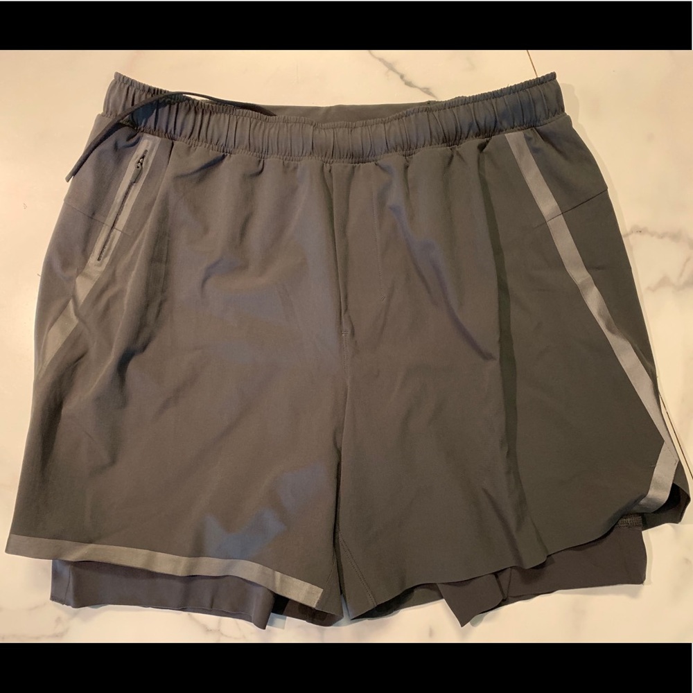 Lululemon Men’s 6” Surge Short Lined